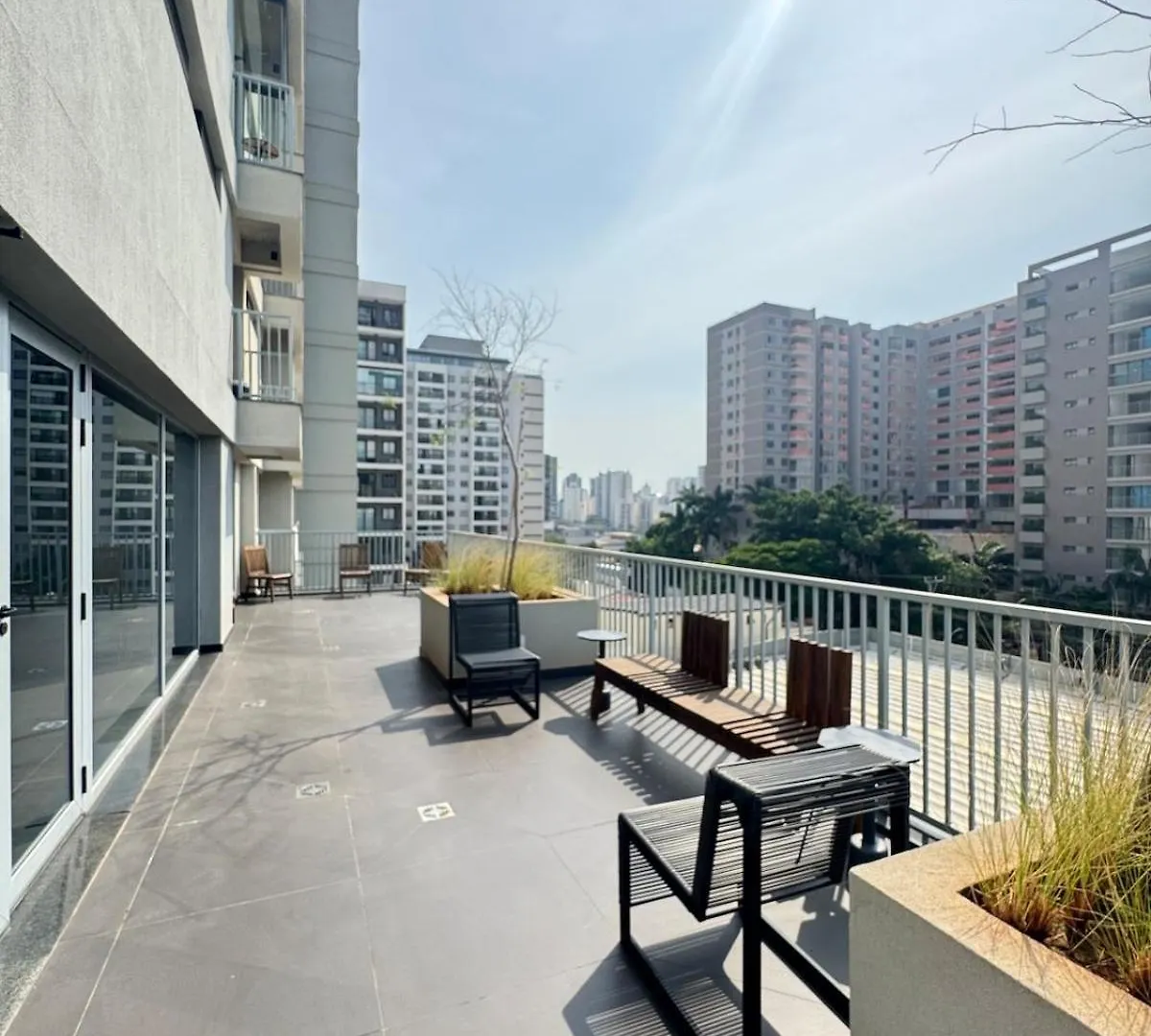 218 - Ap Moema | Prox Metro E Ibira! A/C, Wifi, Academia Apartment Sao Paulo