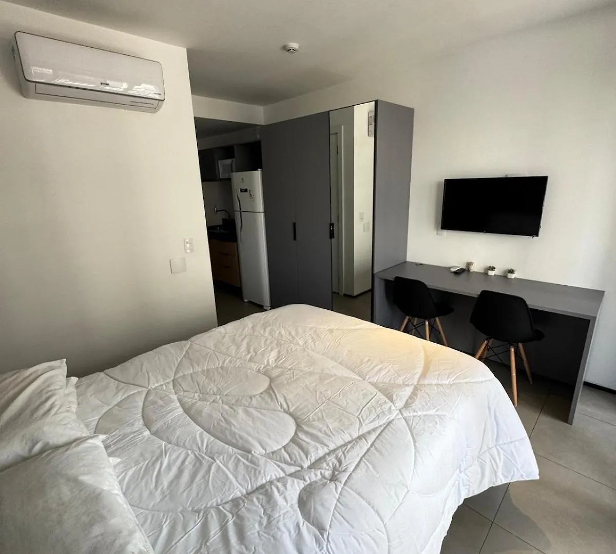 218 - Ap Moema | Prox Metro E Ibira! A/C, Wifi, Academia Apartment Sao Paulo Brazil