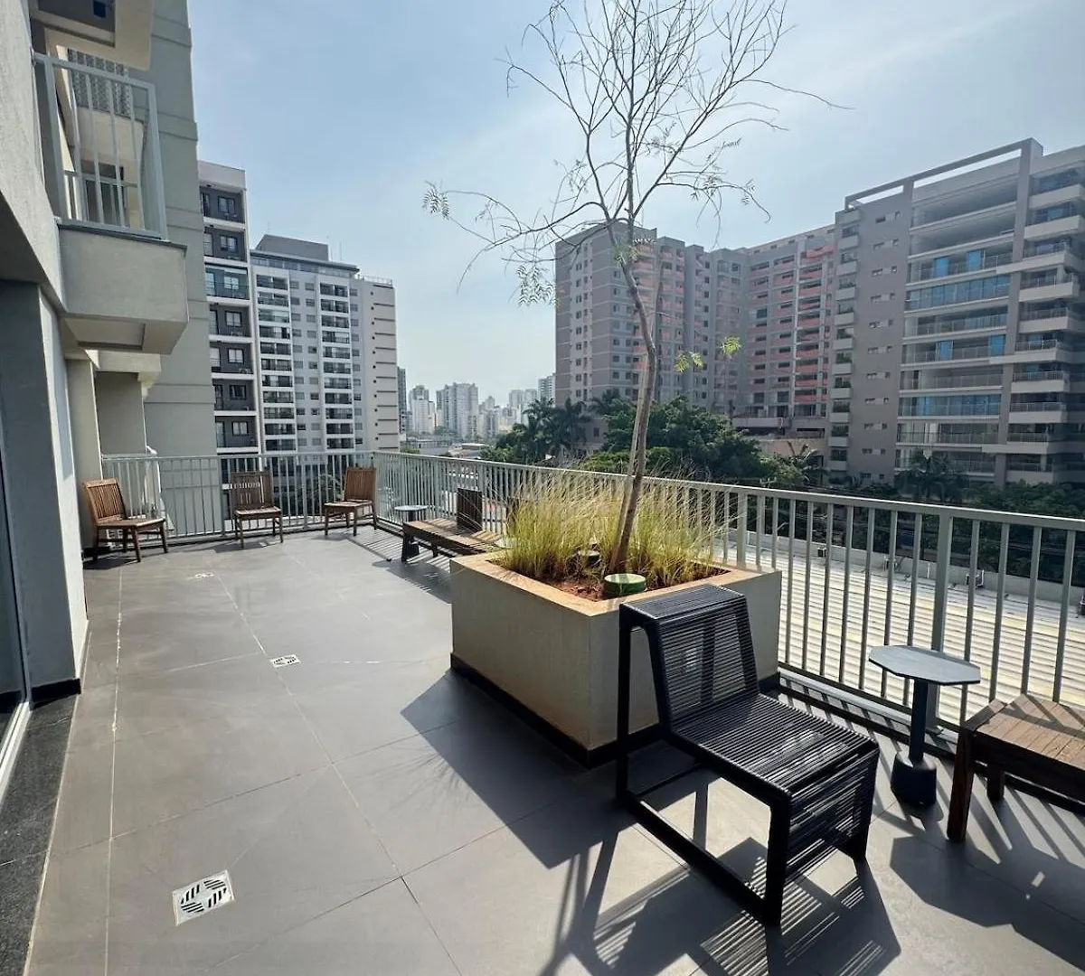 218 - Ap Moema | Prox Metro E Ibira! A/C, Wifi, Academia Apartment Sao Paulo