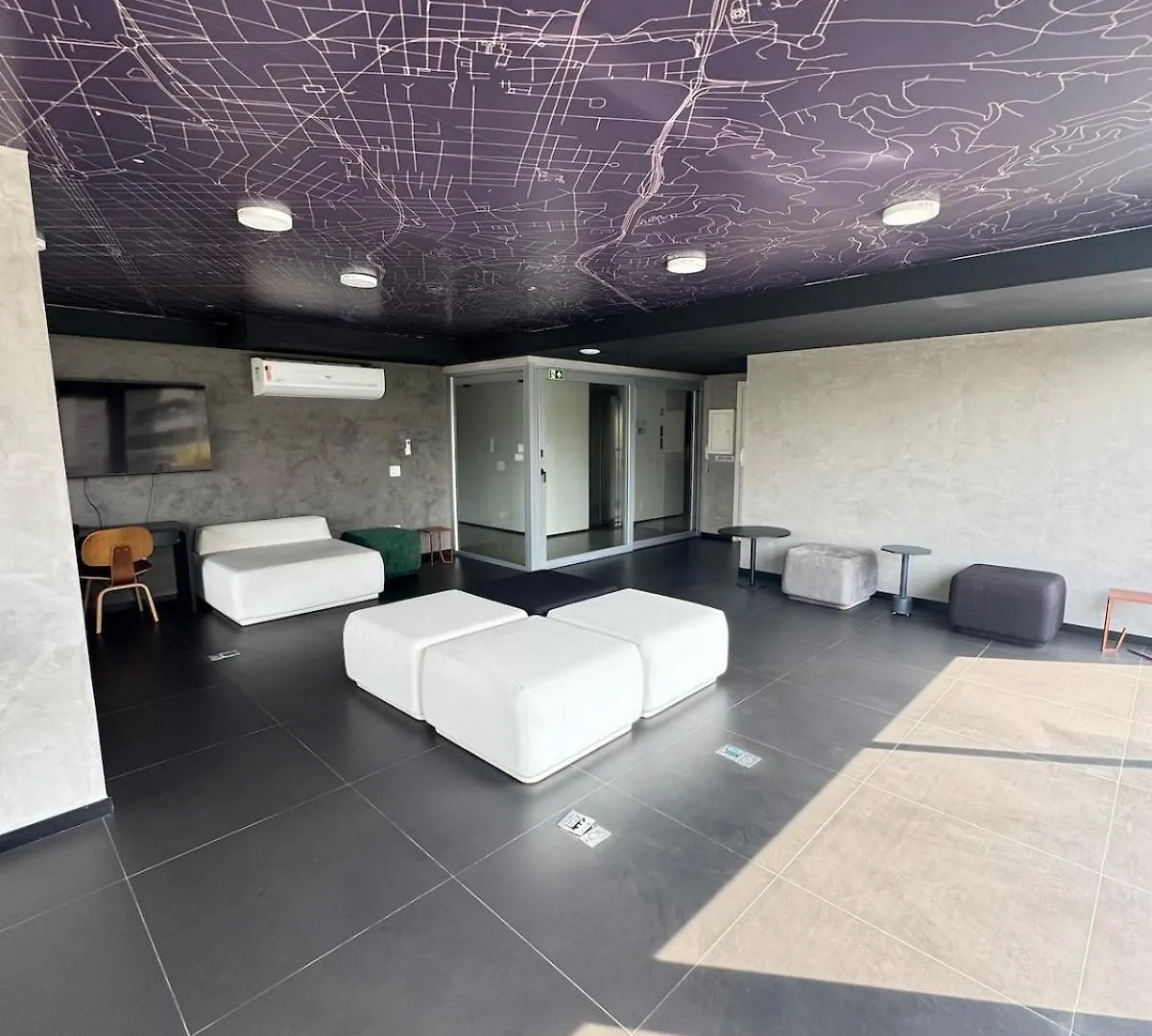 218 - Ap Moema | Prox Metro E Ibira! A/C, Wifi, Academia Apartment Sao Paulo